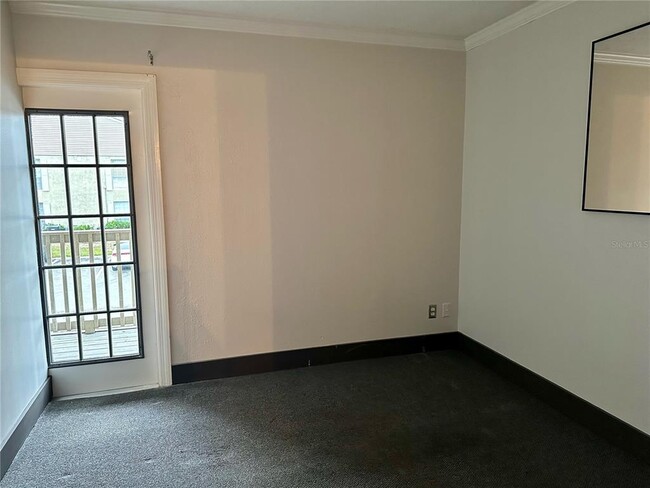 Building Photo - 435 Wymore Rd