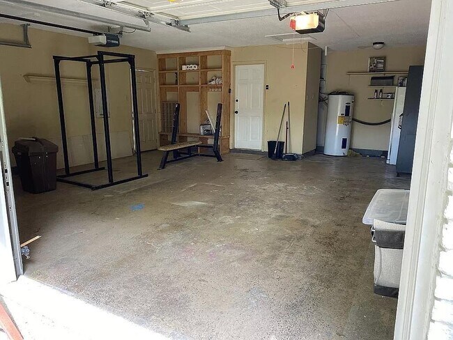 Building Photo - 1696 Hapano Dr