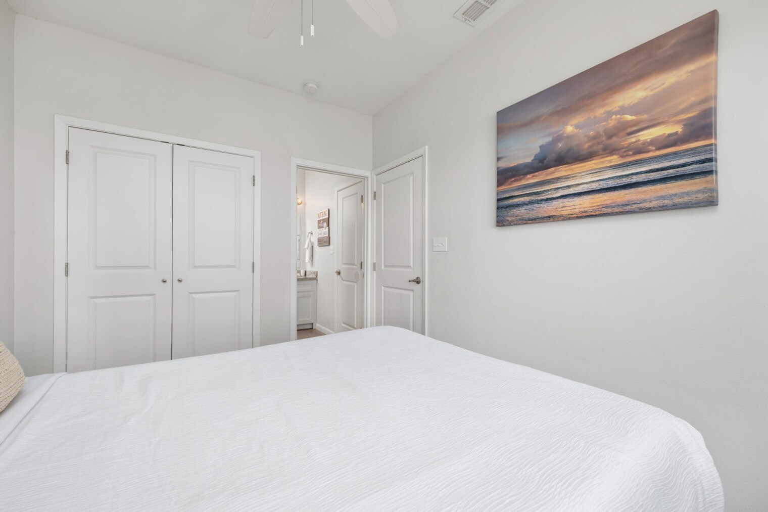 Building Photo - 106 Las Joyas Blvd