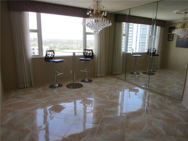 Building Photo - 1340 S Ocean Blvd