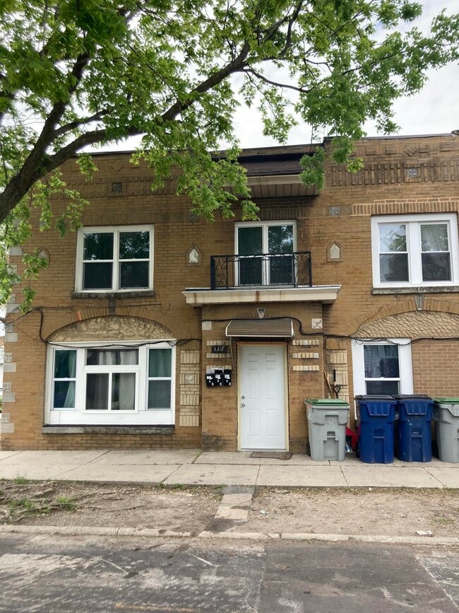 Building Photo - 117 N 60th St