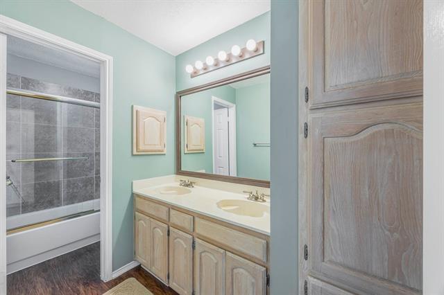 Building Photo - 2705 Trophy Dr