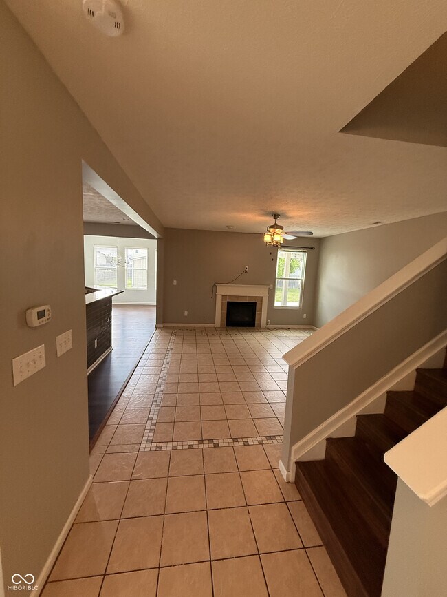 Building Photo - 7824 Newhall Way