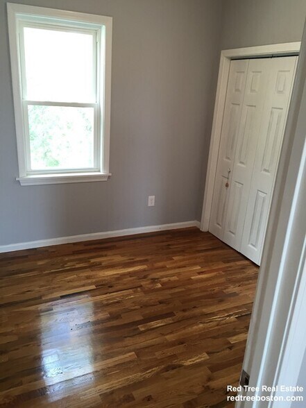 Building Photo - 39 Pinckney St