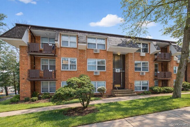 Building Photo - 81 Kearsing Pkwy