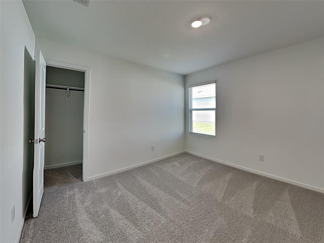 Building Photo - 3707 Longleaf Dr