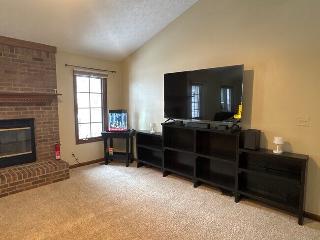 Building Photo - 9229 Westdrum Ct