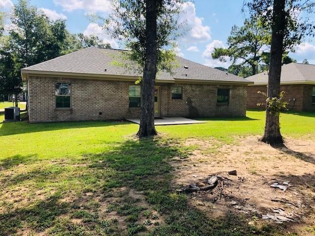 Building Photo - 7355 School House Ln