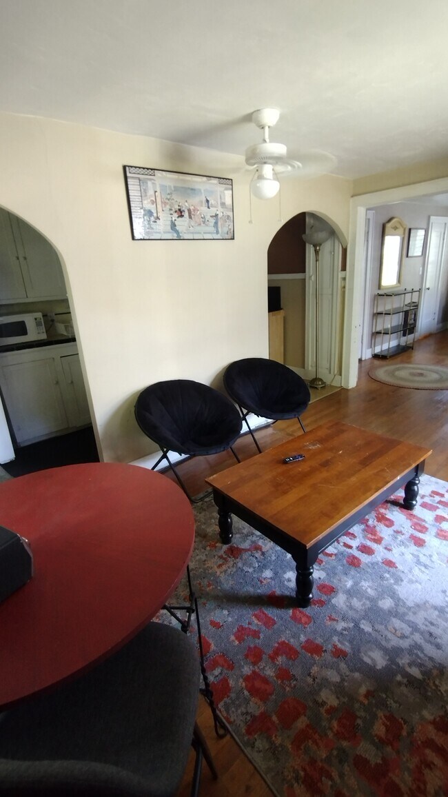 Building Photo - 718 NW 32nd St