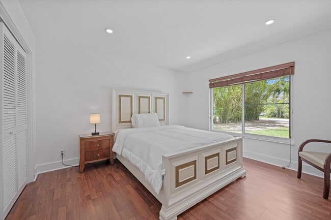 Building Photo - 14122 Citrus Dr