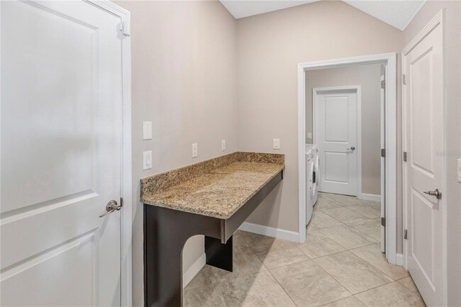 Building Photo - 11954 Cinnamon Fern Dr