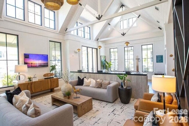 Building Photo - 102 Kennedy Rdg Wy