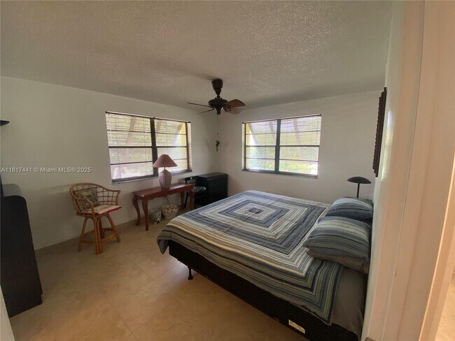 Building Photo - 7965 SW 86th St
