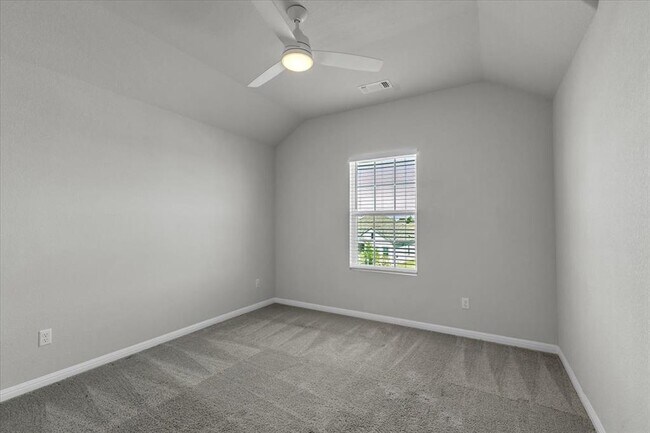 Building Photo - 19321 Hartwell Dr
