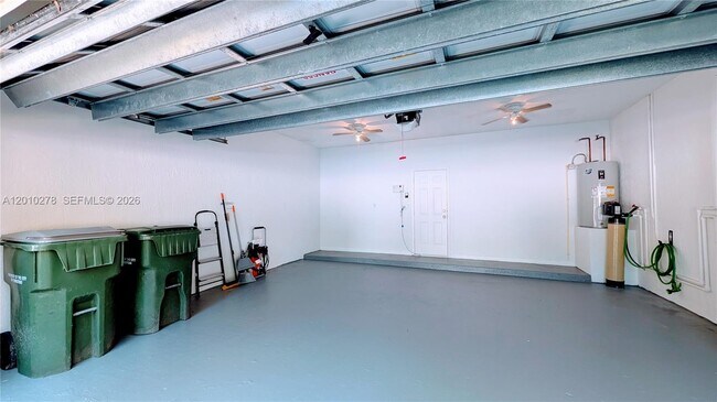 Building Photo - 2151 NE 37th Terrace