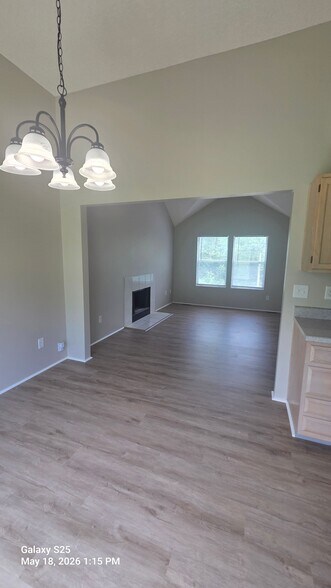 Building Photo - 3312 N Virginia Ave