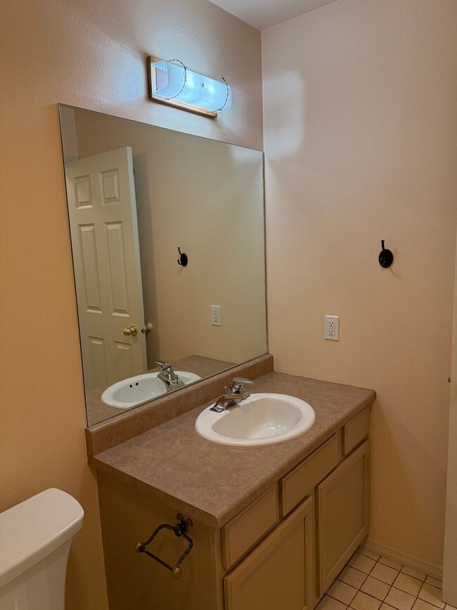 Building Photo - Single Family Home for Rent in Bozeman! Ov...