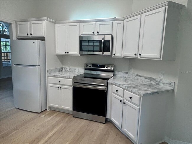 Building Photo - 12244 NW 10th Pl