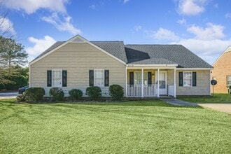 Building Photo - 3418 Pear Tree Court Unit B