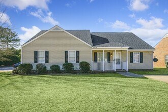Building Photo - 3418 Pear Tree Ct NW