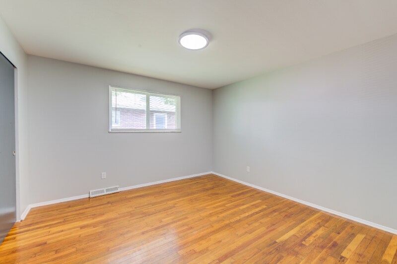 Building Photo - 4063 Esseldale Dr