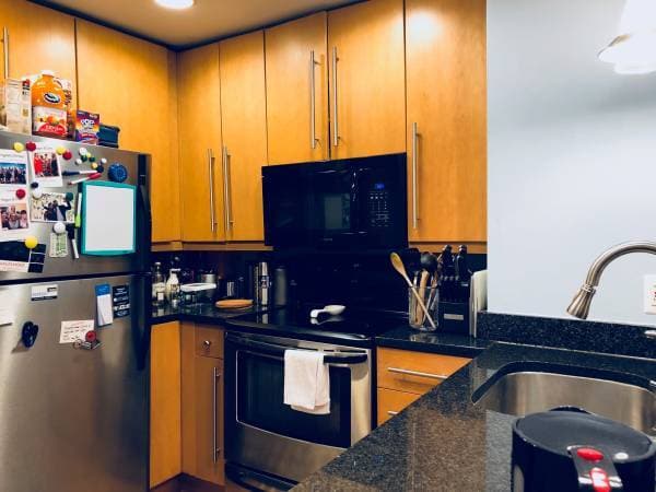 Kitchen - 2608 Sherman Ave NW