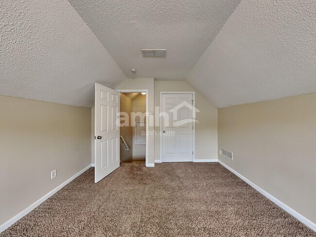 Building Photo - 3900 Village Main St