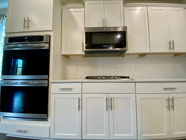 Building Photo - 2225 Maytown Cir