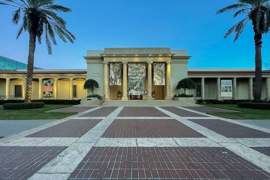 Building Photo - 731 10th St N