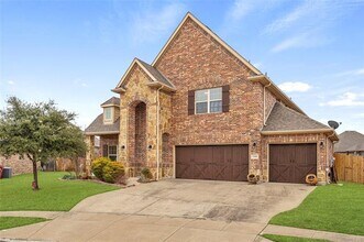 Building Photo - 2408 Comal Ct