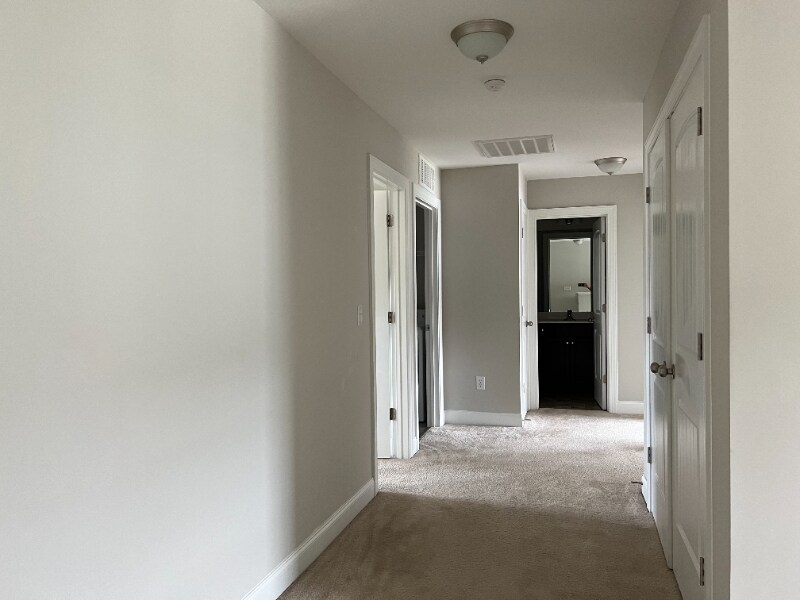Building Photo - 1121 Tulip Poplar Rd