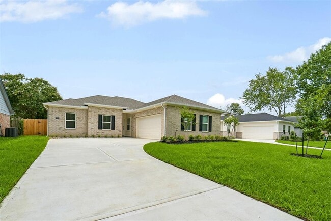 Primary Photo - 13311 Campos Dr