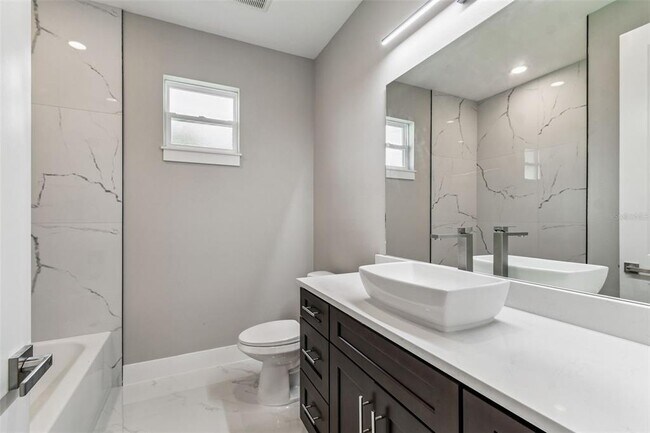 Building Photo - 300 N Lemon Ave