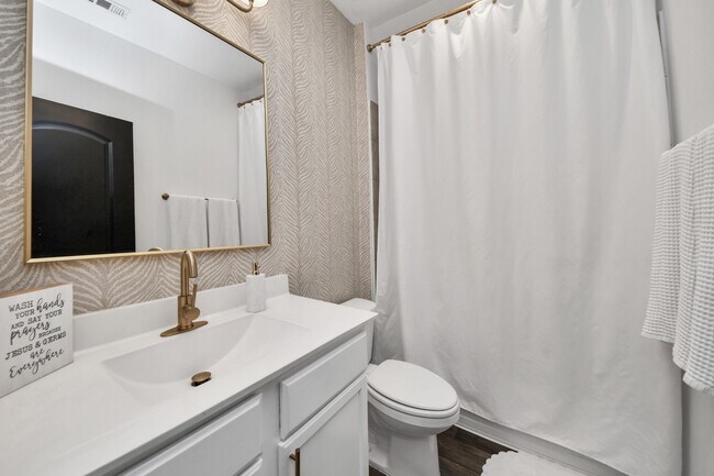 Building Photo - 22939 San Giorgio Ct