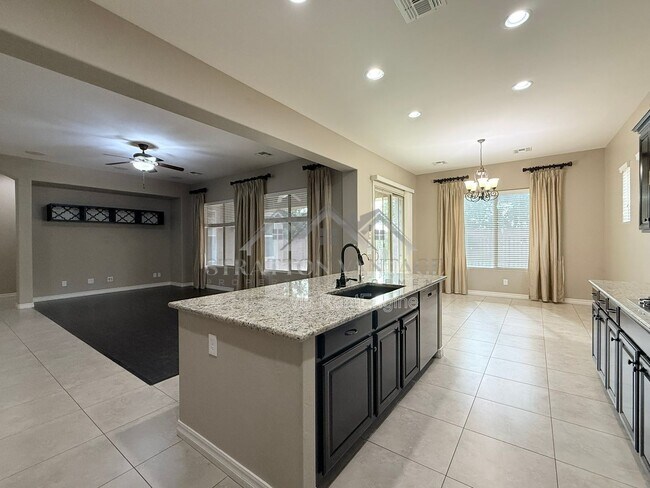 Building Photo - 4032 S Pleasant Pl