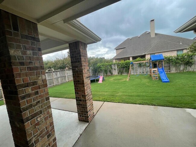 Building Photo - 3903 Birch Vale Ln