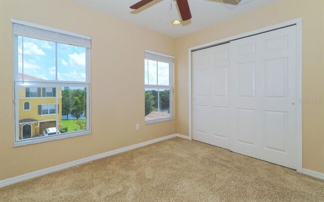 Building Photo - 7339 Black Walnut Way