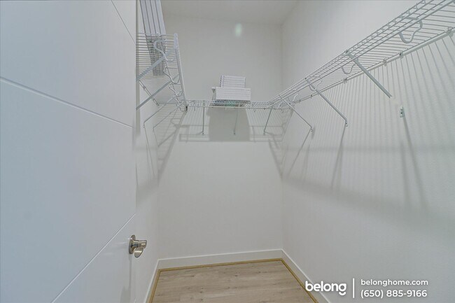 Building Photo - 105 Uptown Cir