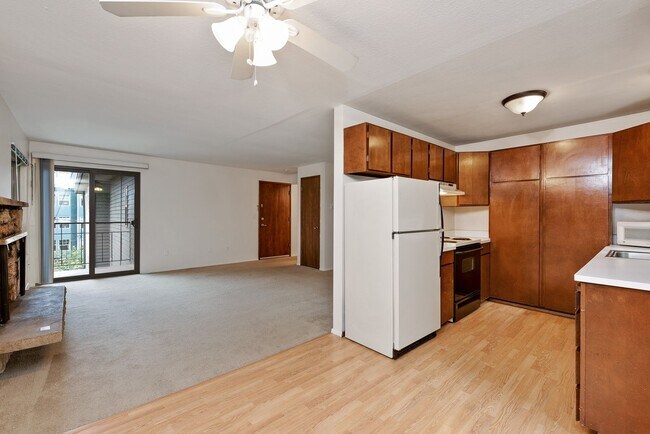 Interior Photo - Clayton Manor Apartments