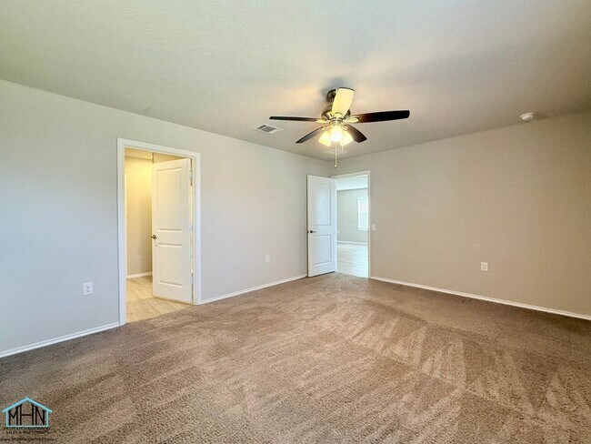 Building Photo - 6610 Hibiscus Falls