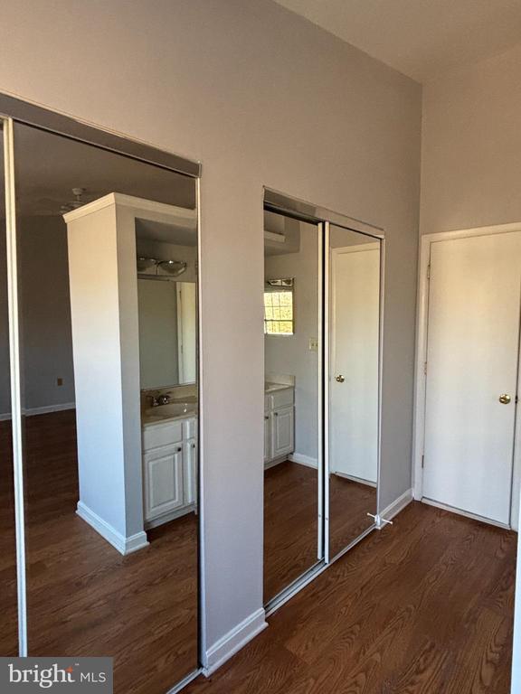 Building Photo - 2718 Hunters Gate Terrace