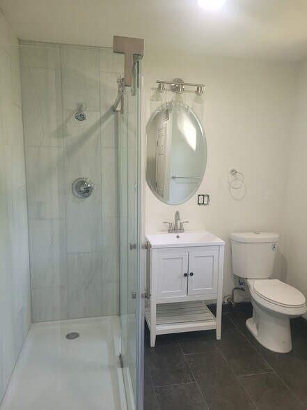 Master Bath - 4008 Oakland Road