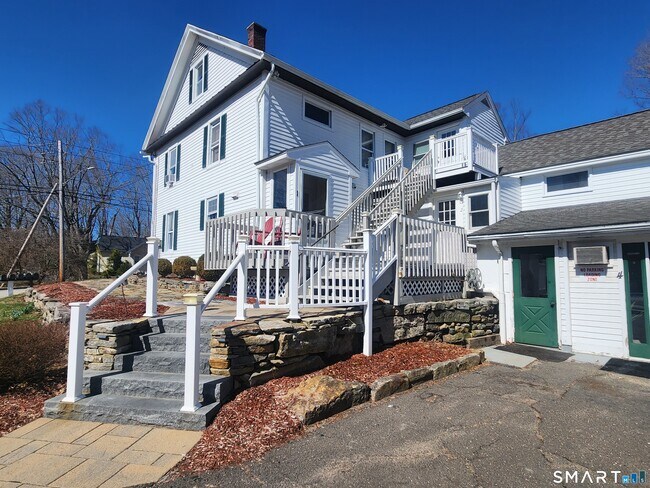 Building Photo - 2 Tolland Grn