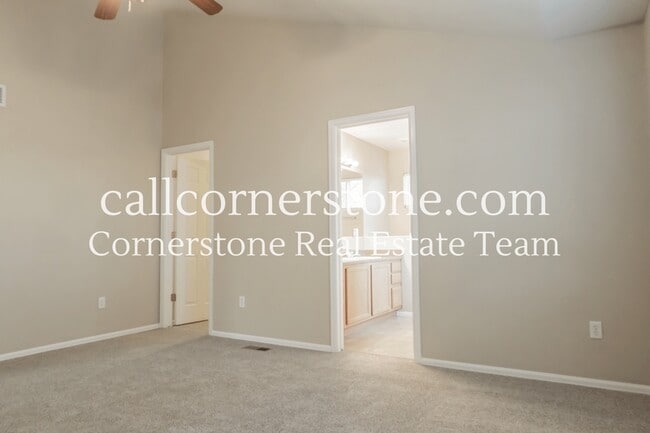 Building Photo - 7975 Superior Hill Pl