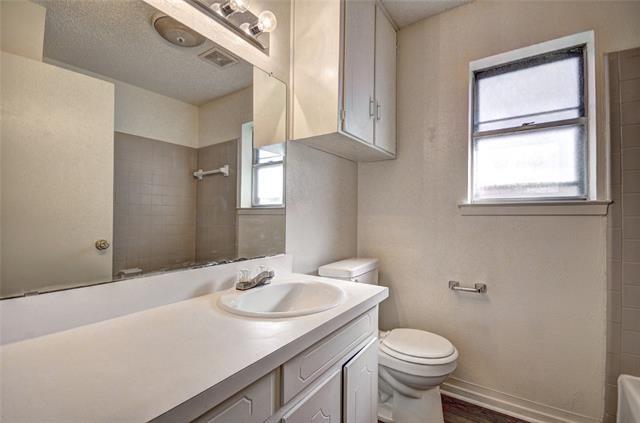 Building Photo - 1417 Norwood Dr