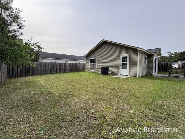 Building Photo - 3701 Ramsey Dr