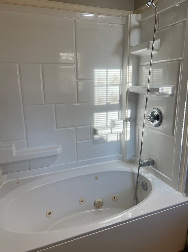 Building Photo - Cozy 2-Bedroom Home for Rent in Gaffney, SC