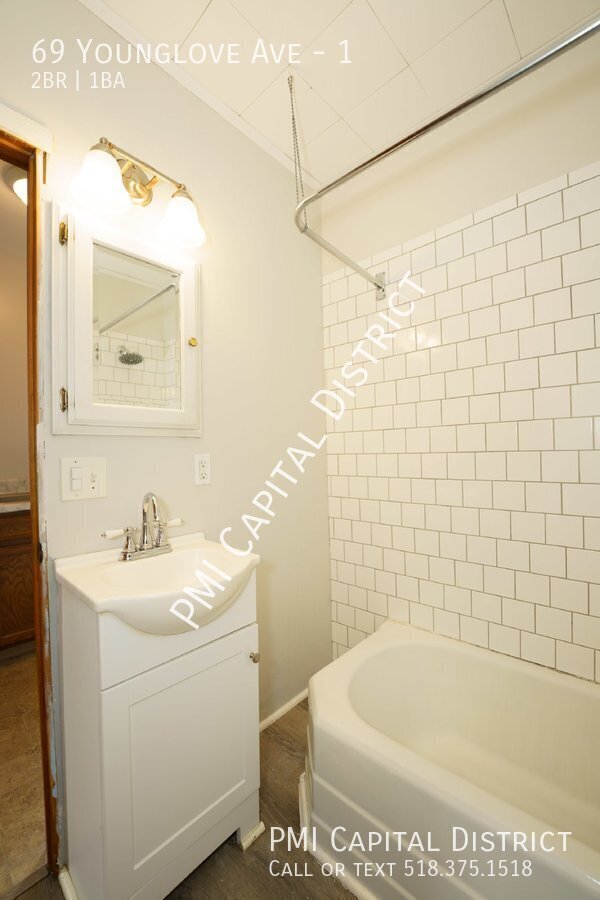 Building Photo - 69 Younglove Ave