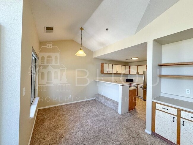 Building Photo - 2195 Alicia Point