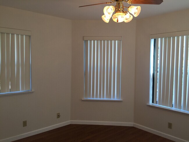 Building Photo - 8347 N 4th St